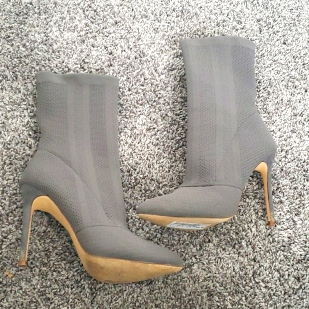 Slip-on booties / heels 👢 👠